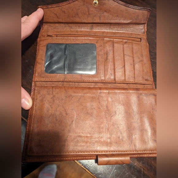 Buxton Heiress Organizer Clutch, Cognac - Picture 4 of 6